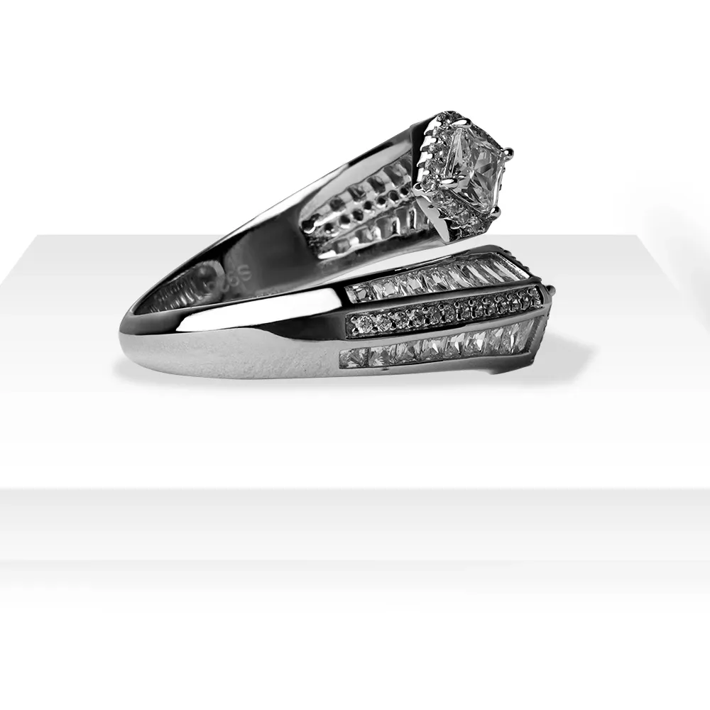 Twin Twisted Geometric Band Ring